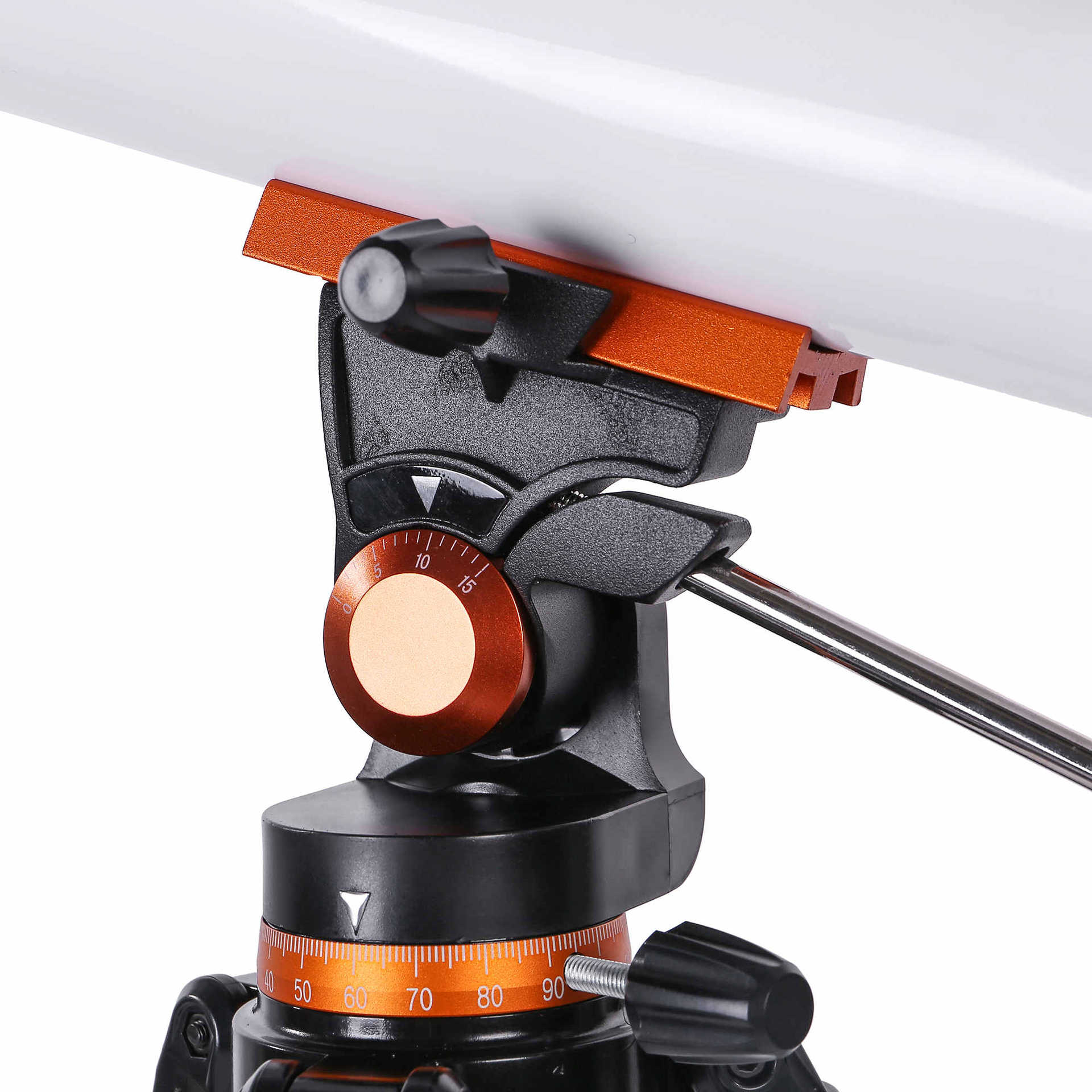 BM70700 - Image 8