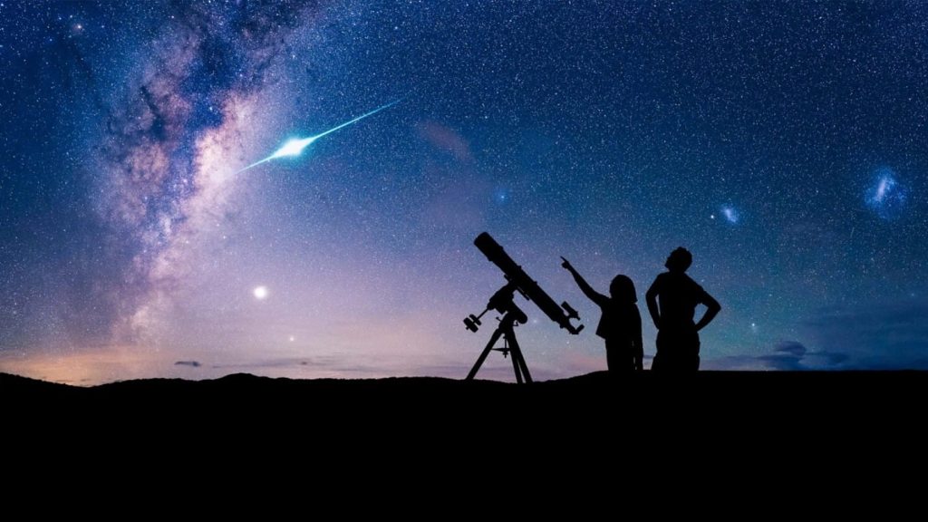 beauty-of-observing-the-night-sky